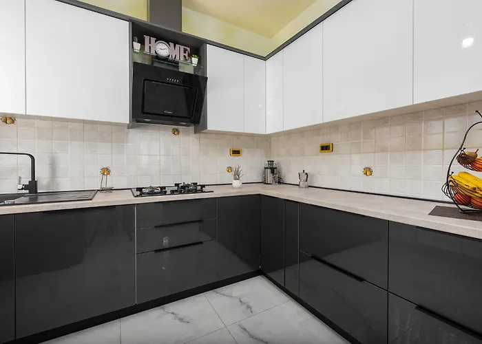 Two-bedroom In Διαμέρισμα *