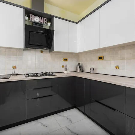 Cozy In With Kitchen Apartmán *